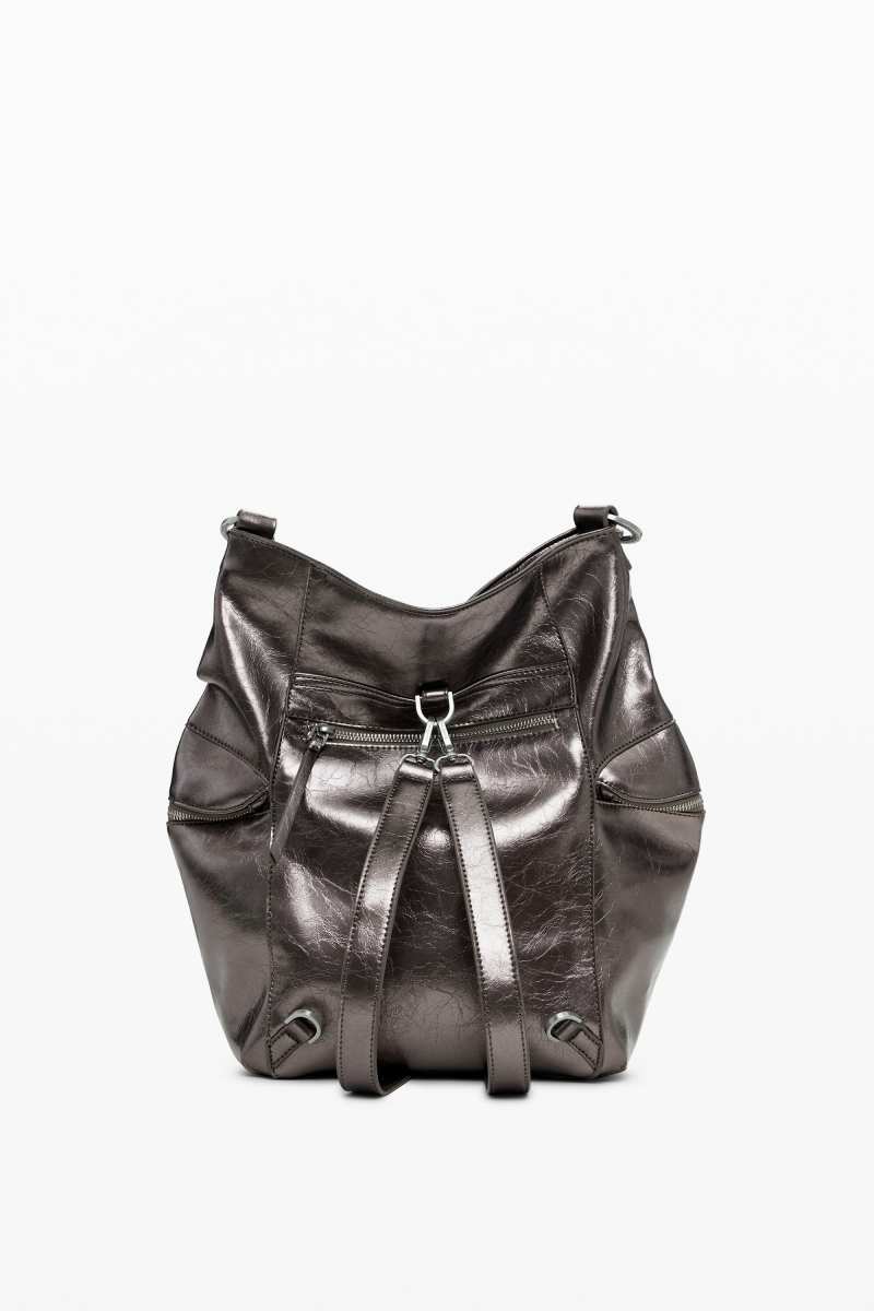 Γυναικείο Μεταλλιζέ σακίδιο με μεγάλο λογότυπο 25WAKP28/9225U