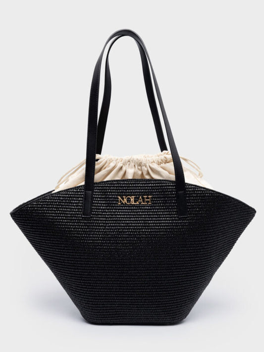 Camelia Black