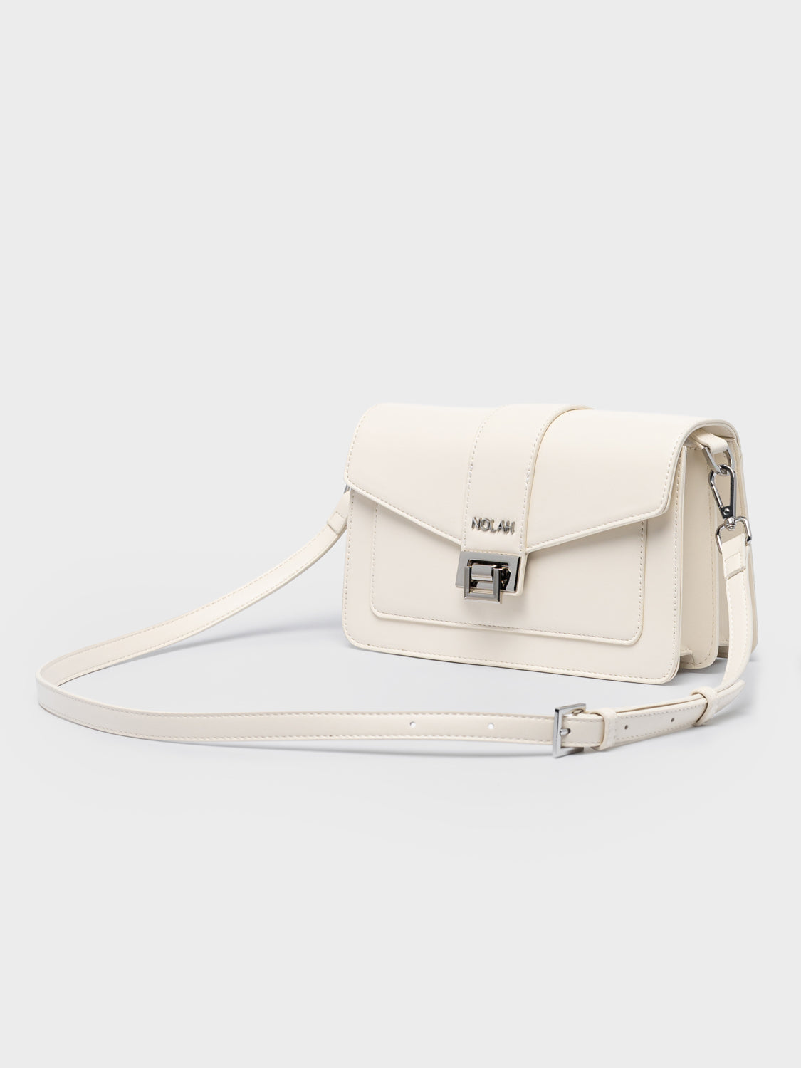 Danny Offwhite – Silver