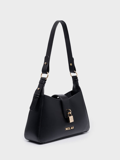 Esme Black
