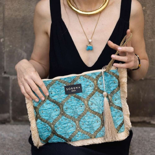 JUICY CLUTCH LIKNO