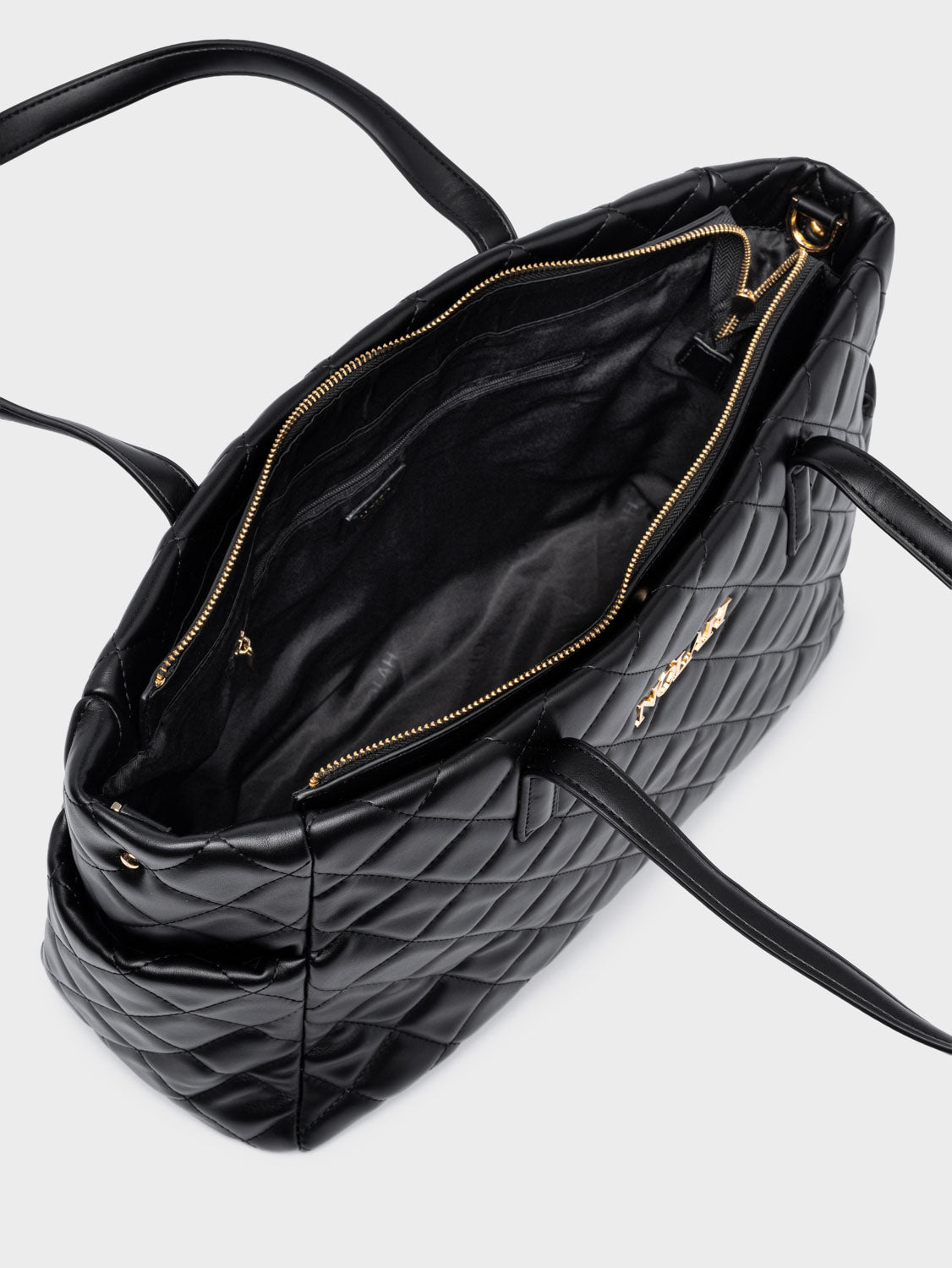 Skiper Black