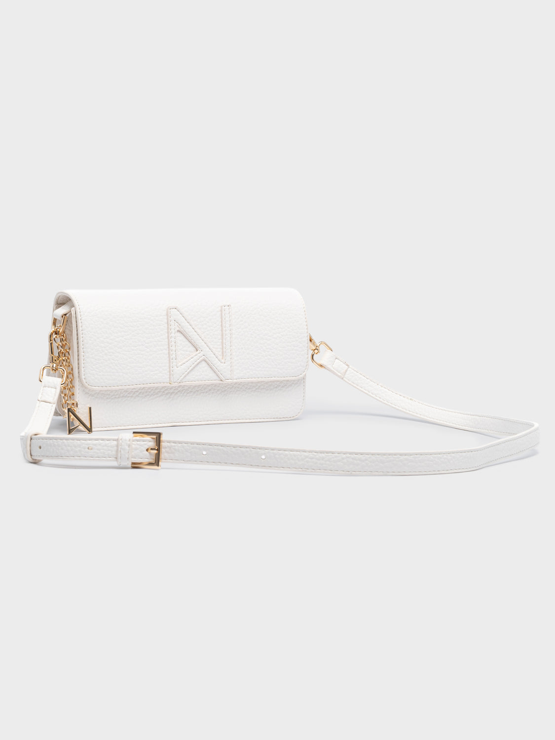 Tess Offwhite