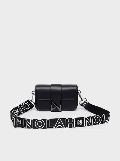 Niki Black Gun